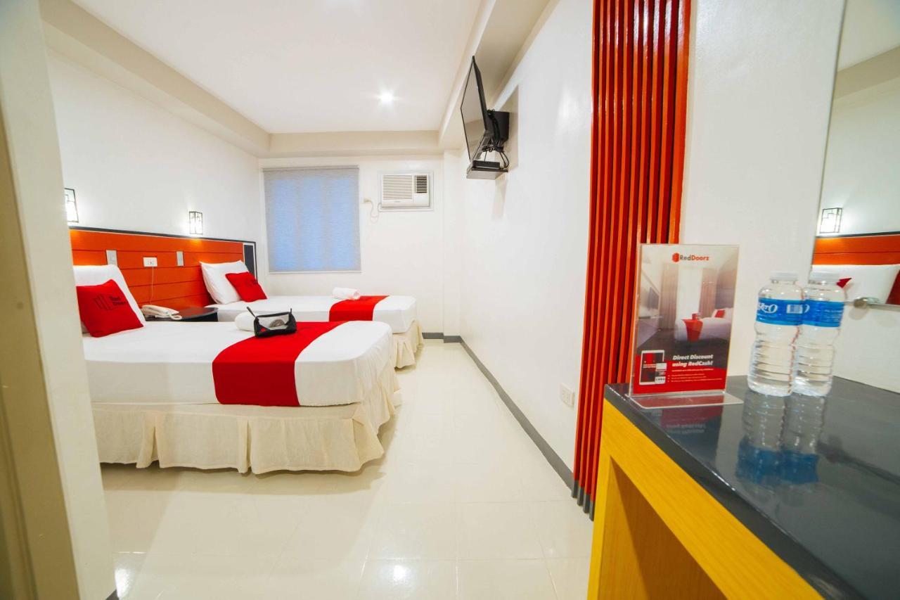 Davao City Reddoorz Plus Near San Pedro Cathedral מראה חיצוני תמונה