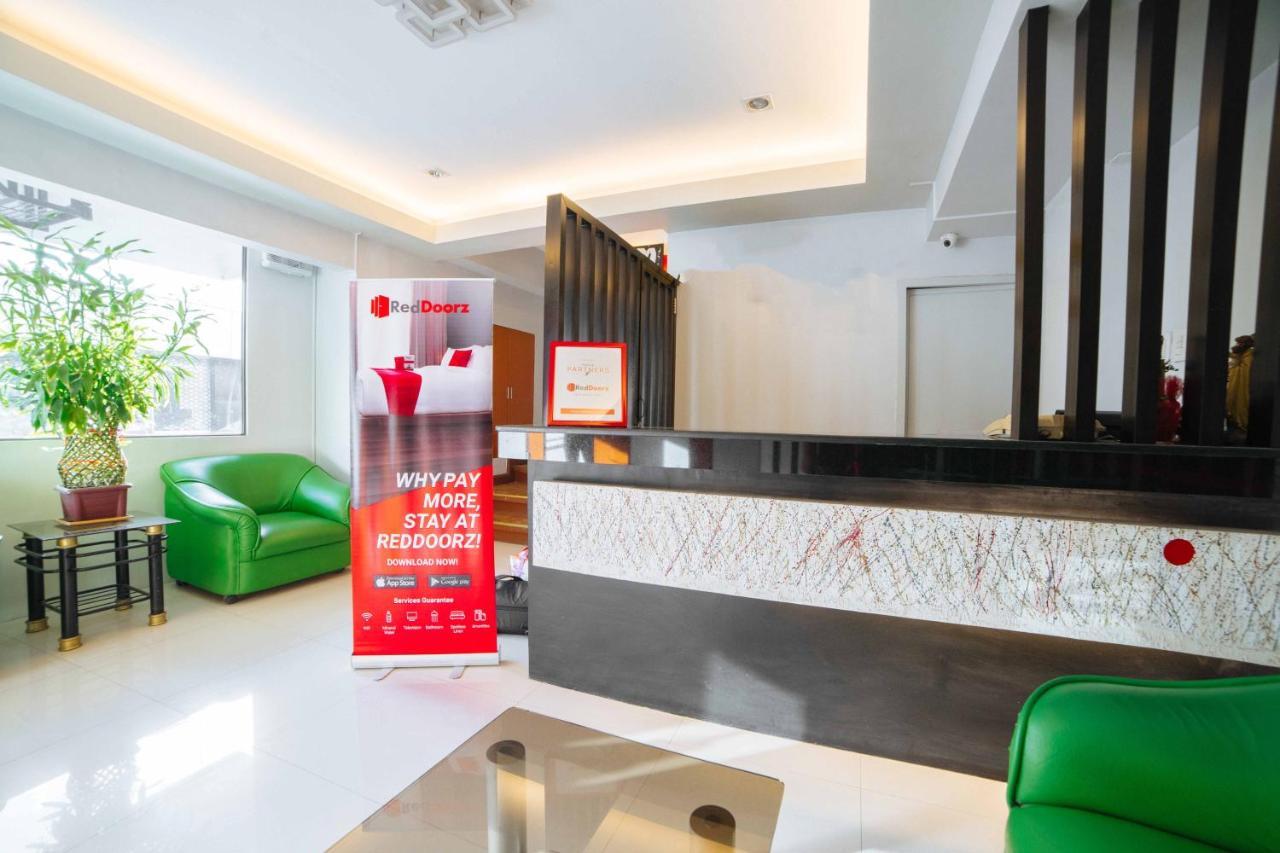 Davao City Reddoorz Plus Near San Pedro Cathedral מראה חיצוני תמונה