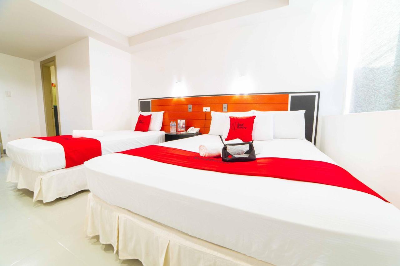 Davao City Reddoorz Plus Near San Pedro Cathedral מראה חיצוני תמונה